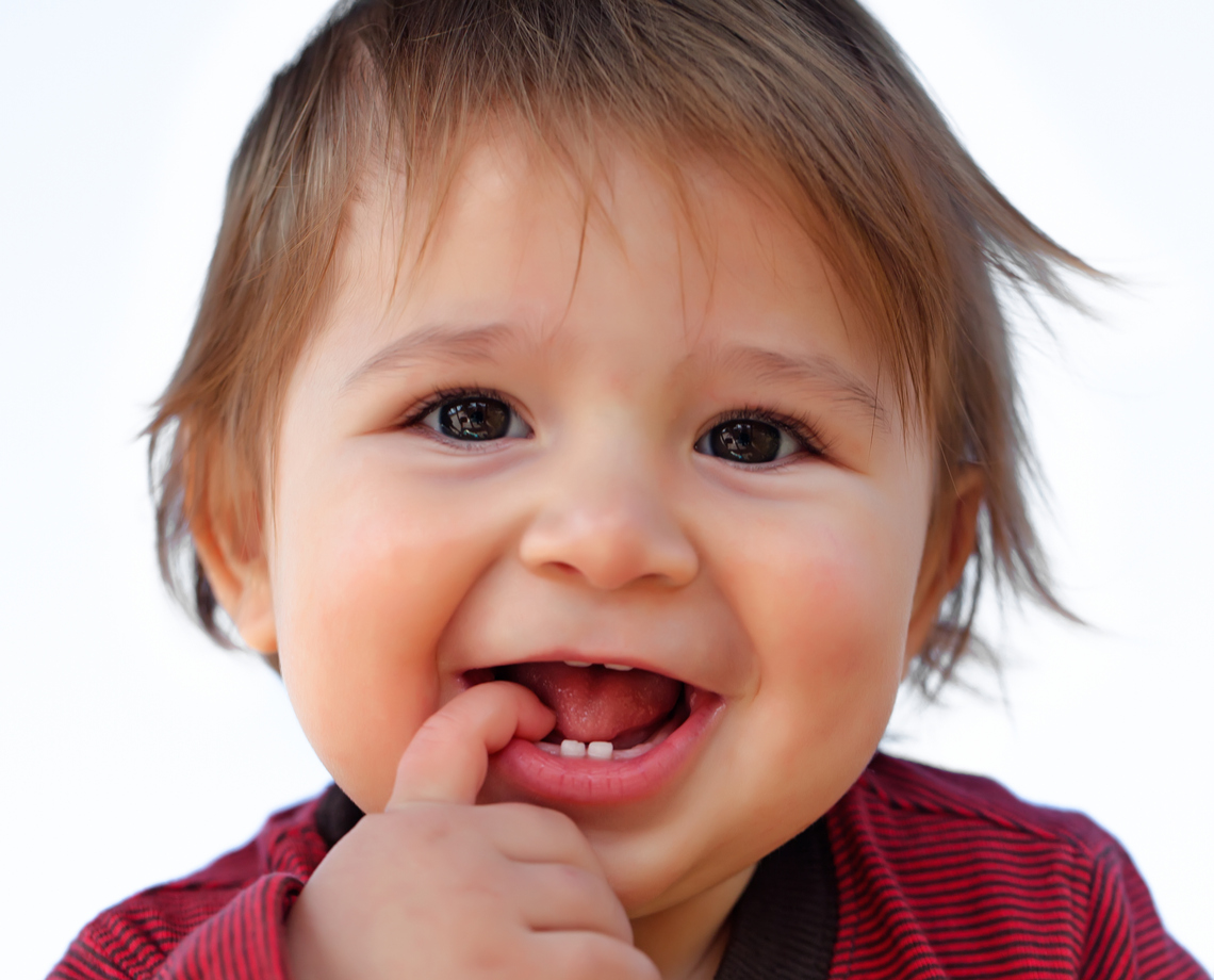 پوسیدگی دندان های شیری در کودکان و عواقب آن بر دندان های دائمی در صورت عدم درمان