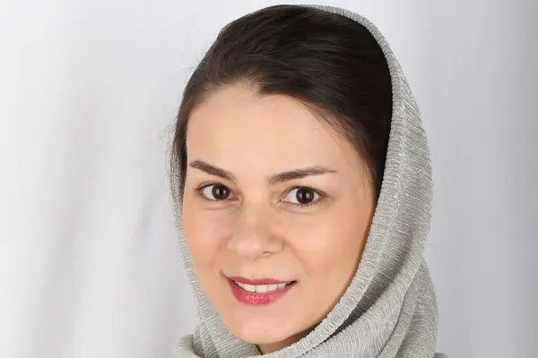 دکتر نیلوفر موسوی