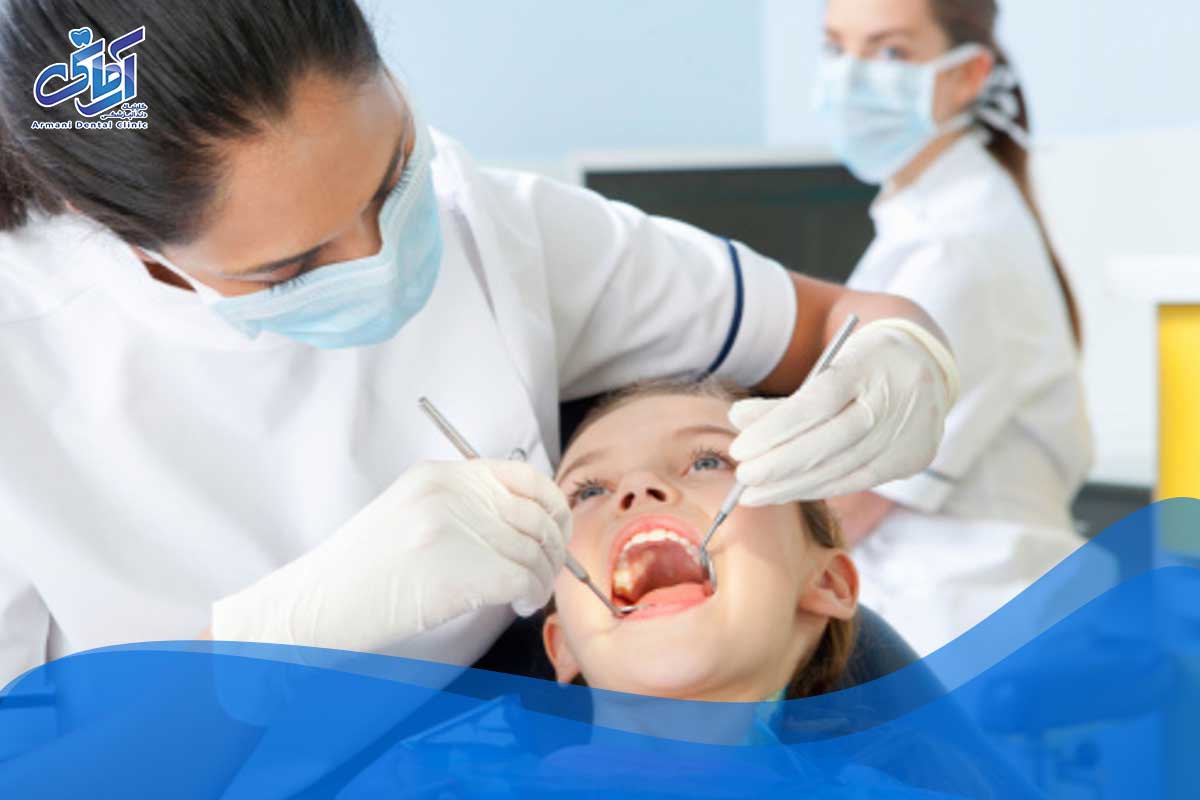 چه زمانی کودکان باید به دندانپزشک مراجعه کنند؟